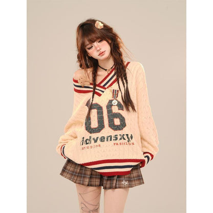 ふわふわグラフィックロゴボアニットE-9836