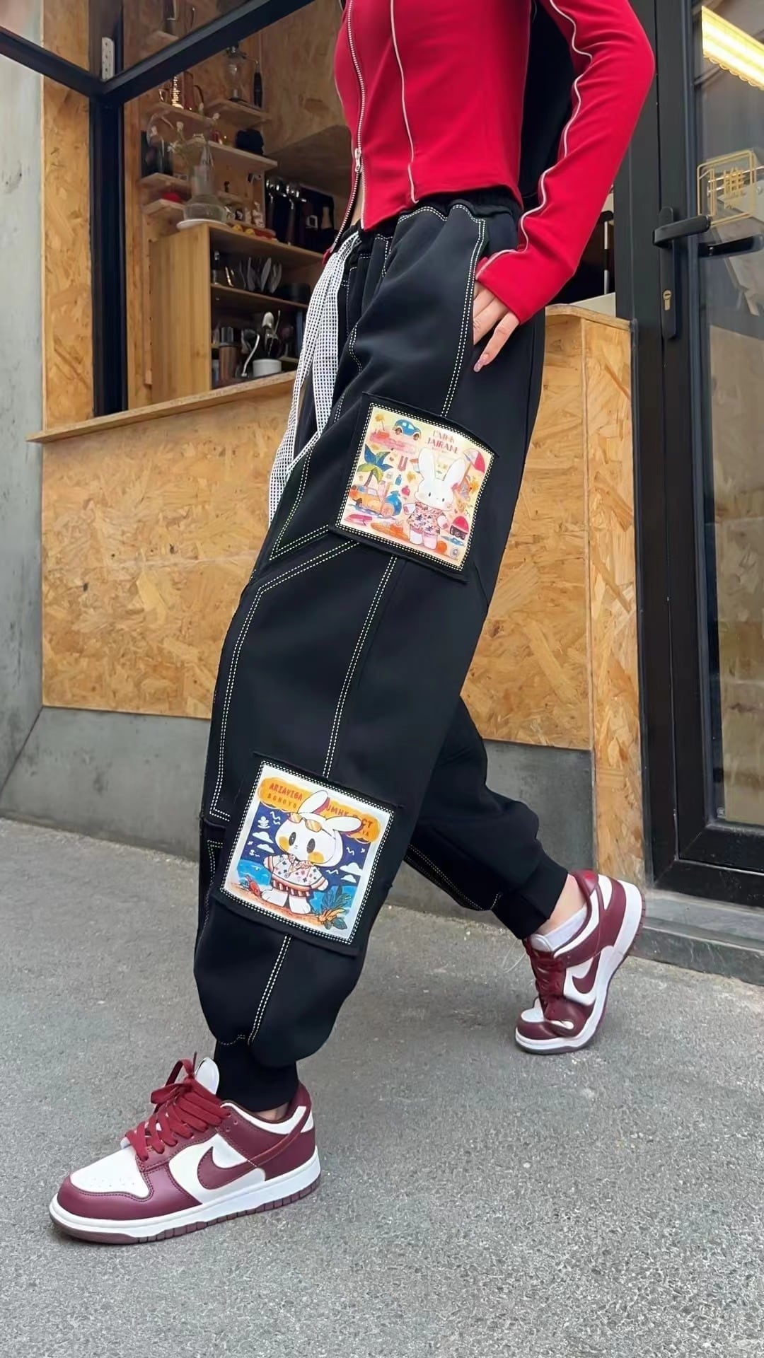 大活躍 高見えデザイン スタイルアップ効果抜群 切り替え プリント 全4色 カジュアルパンツE-9358