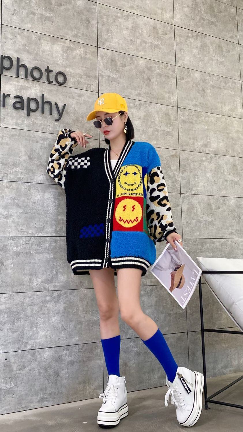 早い者勝ちスマイルマーク   ニットカーディガン五色ありE-4059