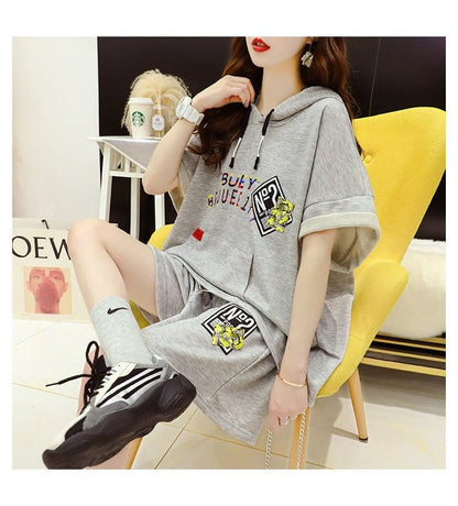 ベストセラーアイテム！ ファッション 肌触り抜群 カジュアル 半袖 Tシャツ ショートパンツ セットアップ E-9109