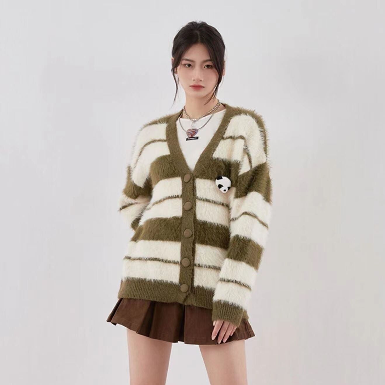 着回し力抜群 高見えデザイン 快適トップス ストライプ柄 3色選択 ニットトップスE-9719