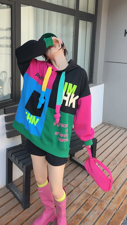 話題沸騰中 切り替え 目を奪われる カラーマッチング カジュアルプリント 3色 パーカー E-10522