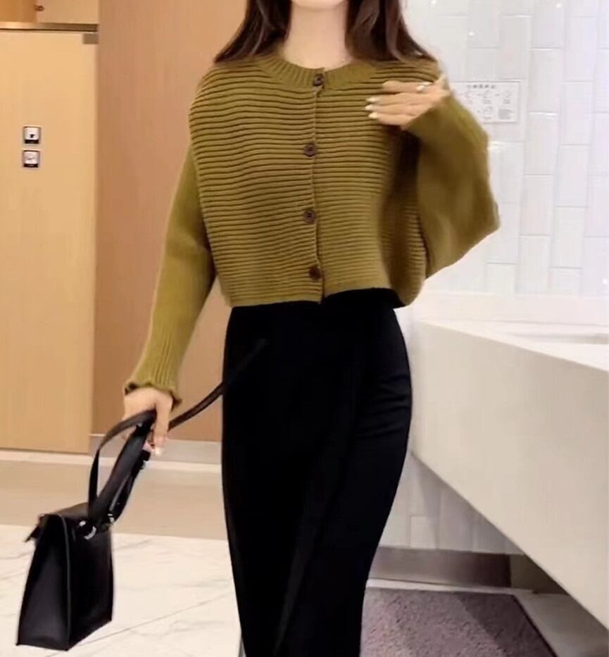 今季マストバイ 気質アップ 定番シンプル 8色選択 ニットトップスE-9607