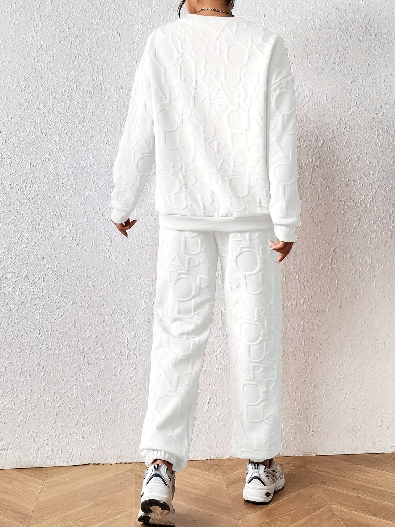 着回し力抜群 おしゃれ度高め デザイン性抜群 着心地良い 4色選択 トップス+パンツセット E-10483