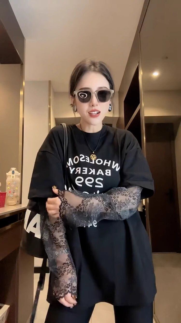 早い者勝ち 着回し力抜群 女子マスト 2色選択 スウェットE-10748