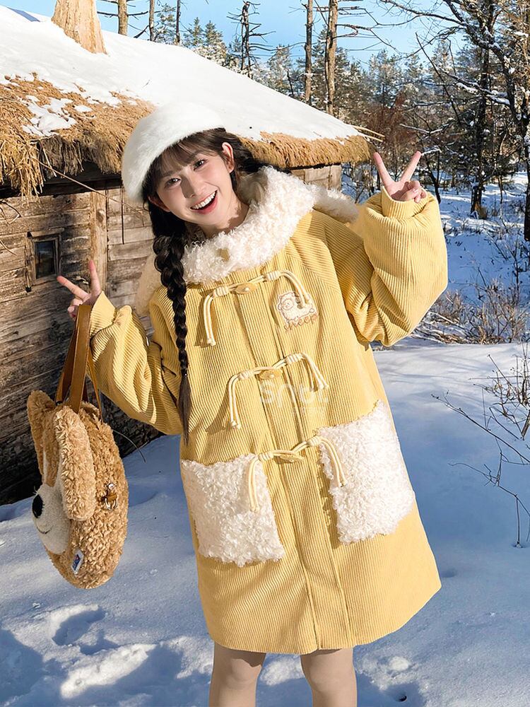 話題沸騰中 スウィート 主役級の存在感！大人可愛い 切り替え ミドル丈のコットンコート E-9846