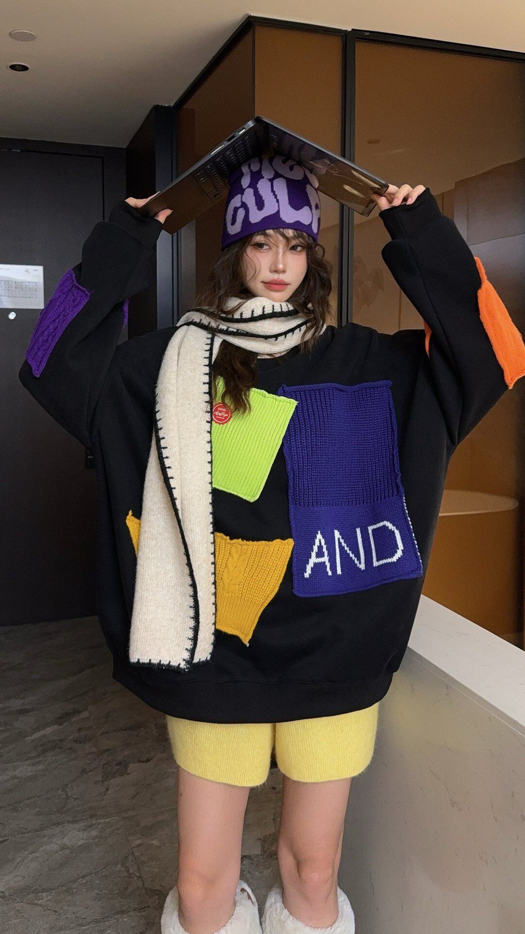 美人度アップ  キュート  柔らかくて優しい印象  カジュアル   3色 スウェット  E-12213