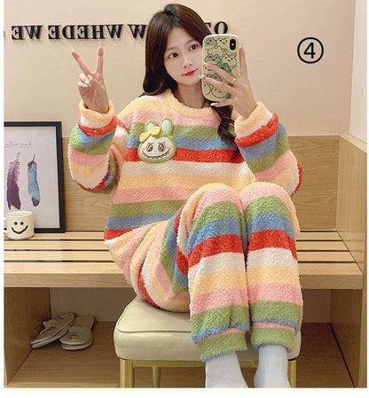 トレンドアイテム 存在感抜群 肌触り抜群 ６種選択 サンゴフリース パジャマ E-12177