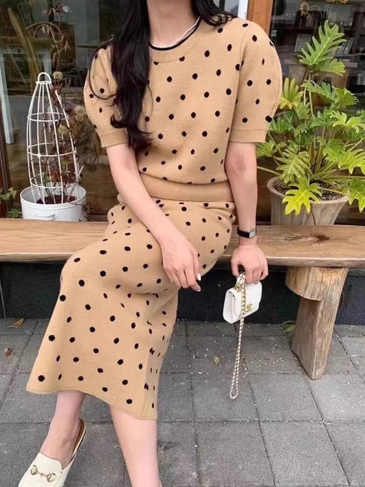 好感度100％ 柔らかくて優しい印象 効果抜群 プリント切り替え 2色 セットアップE-10855