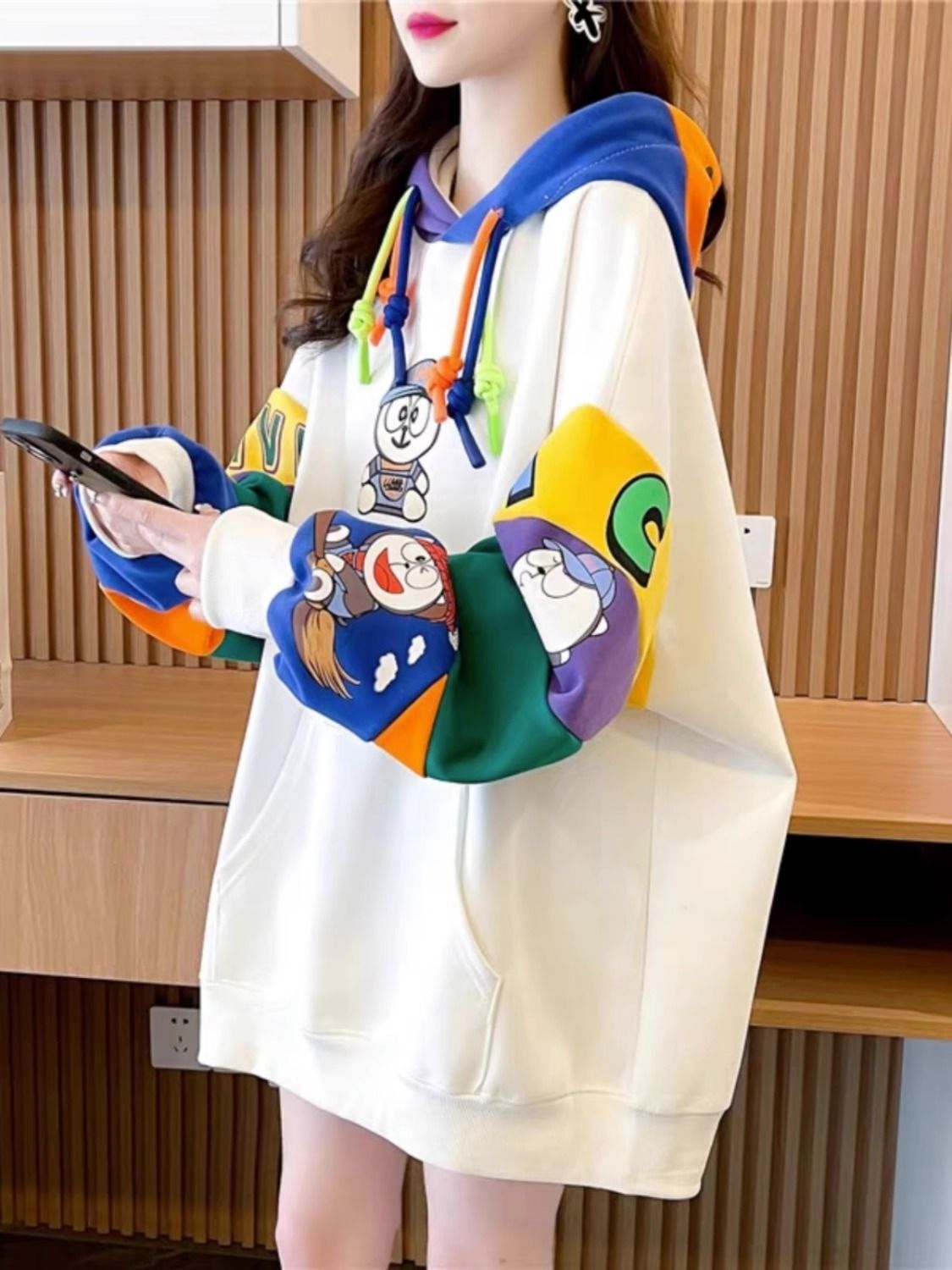 定番シンプル  柔らかくて優しい印象  カジュアル   2色 パーカー  E-12247