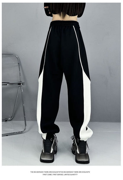 大人可愛い 個性的なデザイン スタイルアップ 2色 ジョガーパンツ E-10763