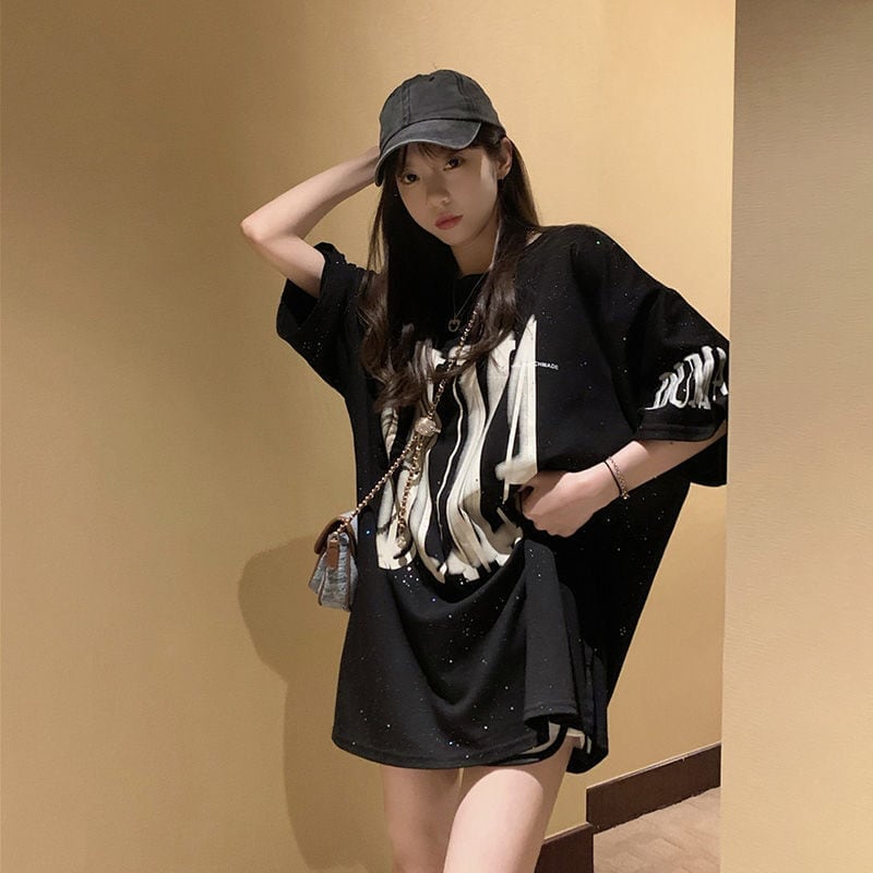 売り切れ必至 アバンギャルド 気質アップ おしゃれ度高め ルーズ 半袖 Tシャツ E-9289