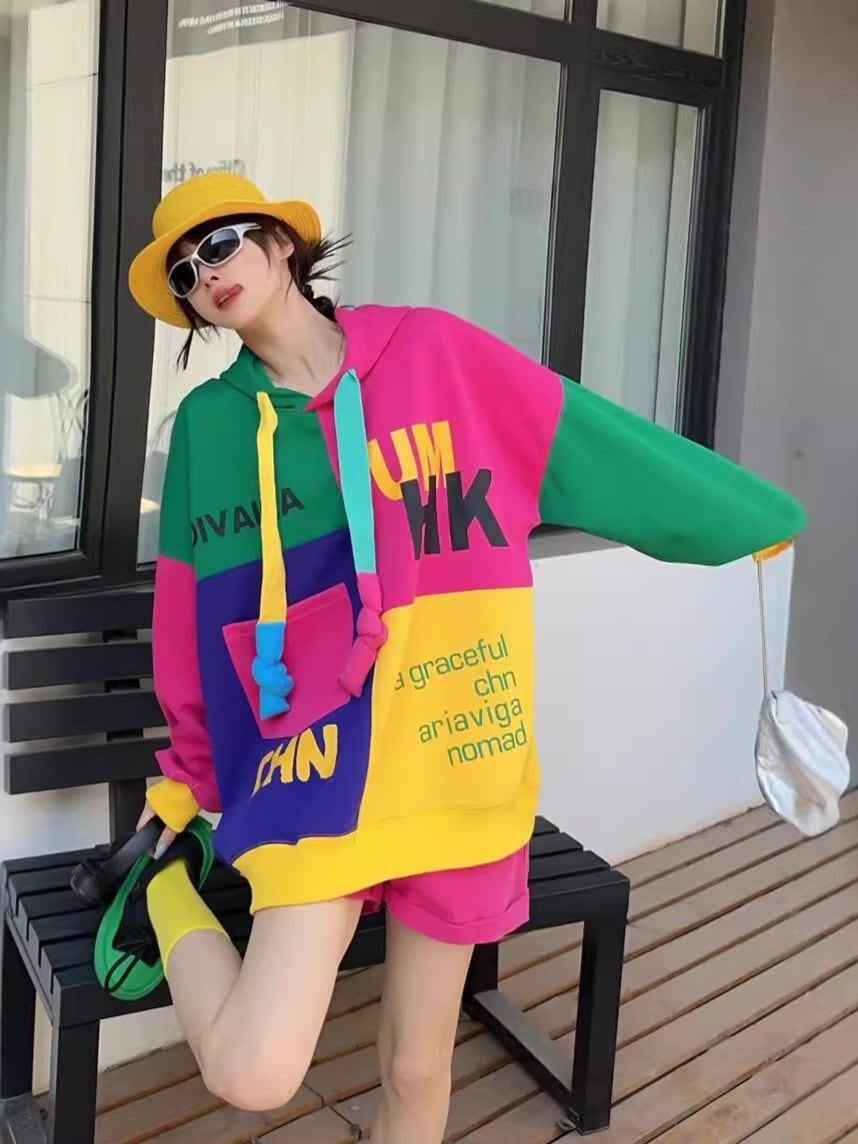 話題沸騰中 切り替え 目を奪われる カラーマッチング カジュアルプリント 3色 パーカー E-10522