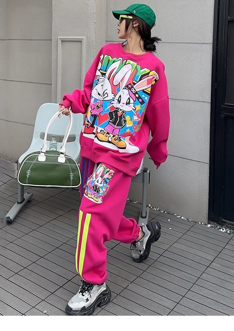 スタイルアップ効果抜群 プリント 高見えデザイン 2色選択 パーカー＋ショートパンツ セットアップE-9443