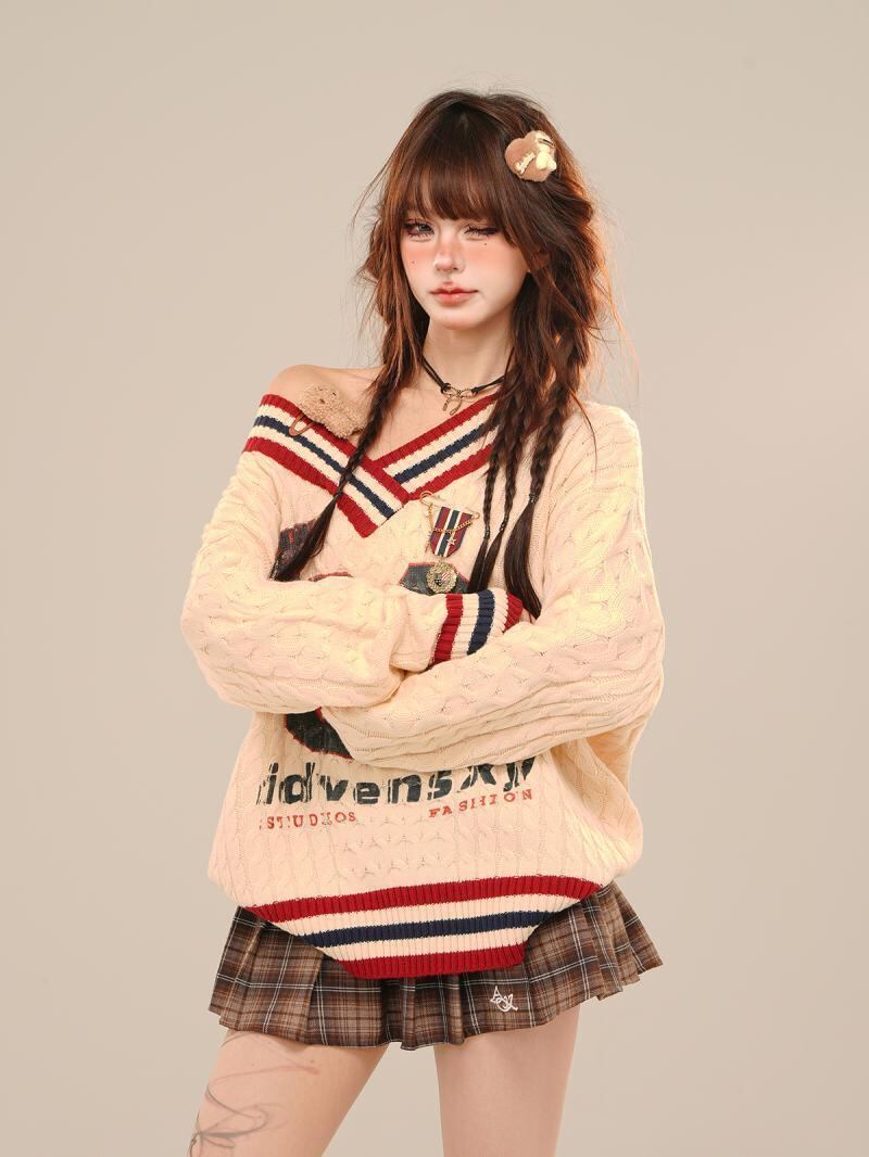 ふわふわグラフィックロゴボアニットE-9836