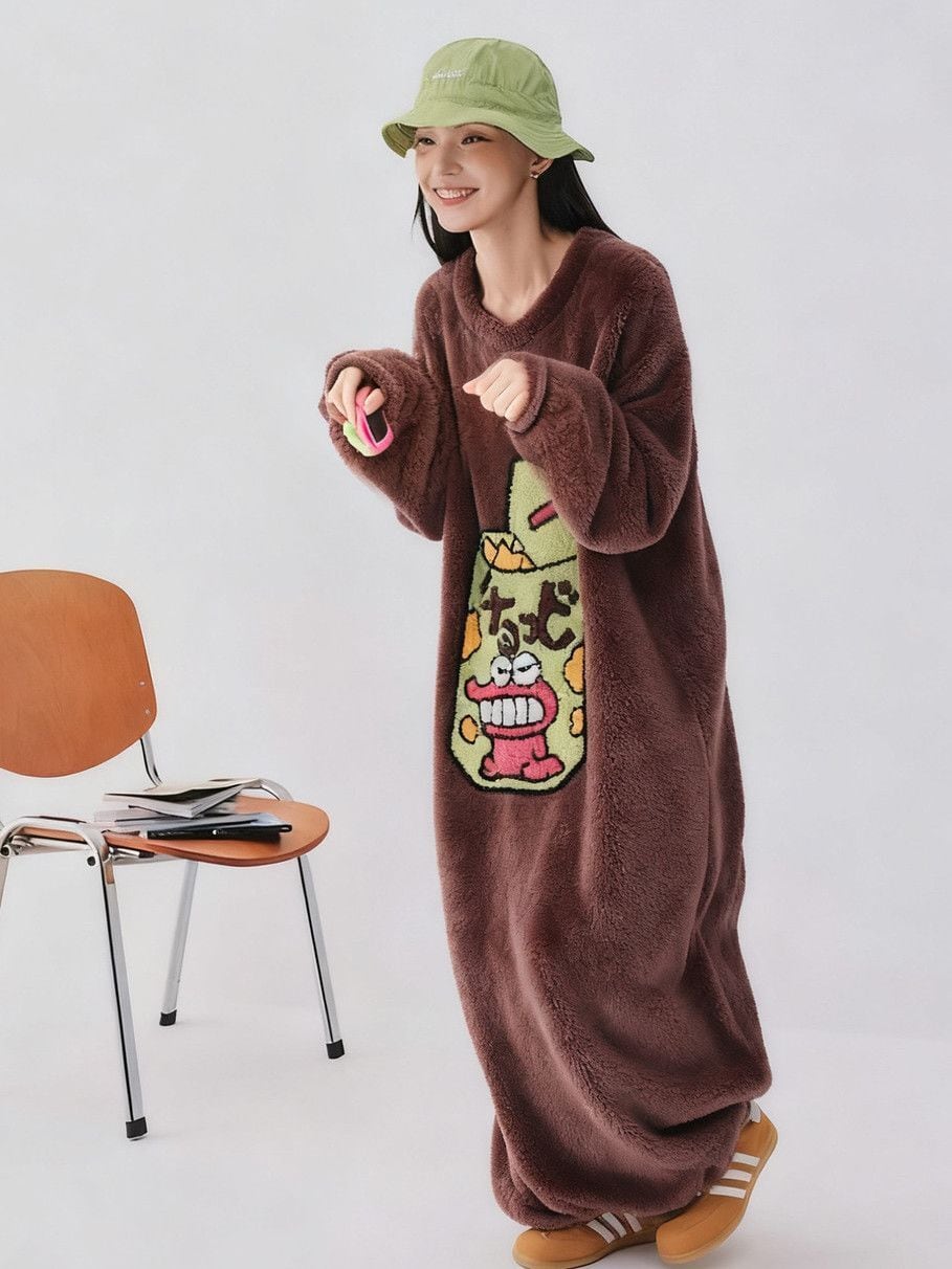 主役級 柔らかな肌触りで着心地も楽ちん！コーラルベルベットパジャマ女性冬プラスベルベットと厚みのある パジャマE-12915