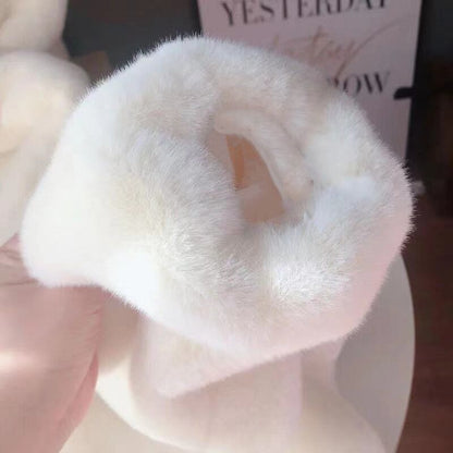 柔らかな肌触りで着心地も楽ちん！ スタイルアップ キュート 3色選択 プラスベルベット フェイクファーコート E-6856