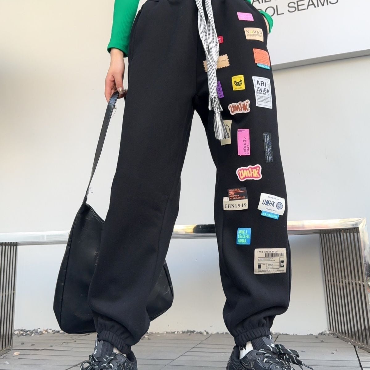 着?せロゴ裏起毛ジョガーパンツ4色あり   E-4449