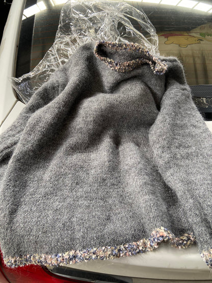 絶対欲しい 個性的なデザイン トレンドアイテム 2色選択 ニットセーター E-12190