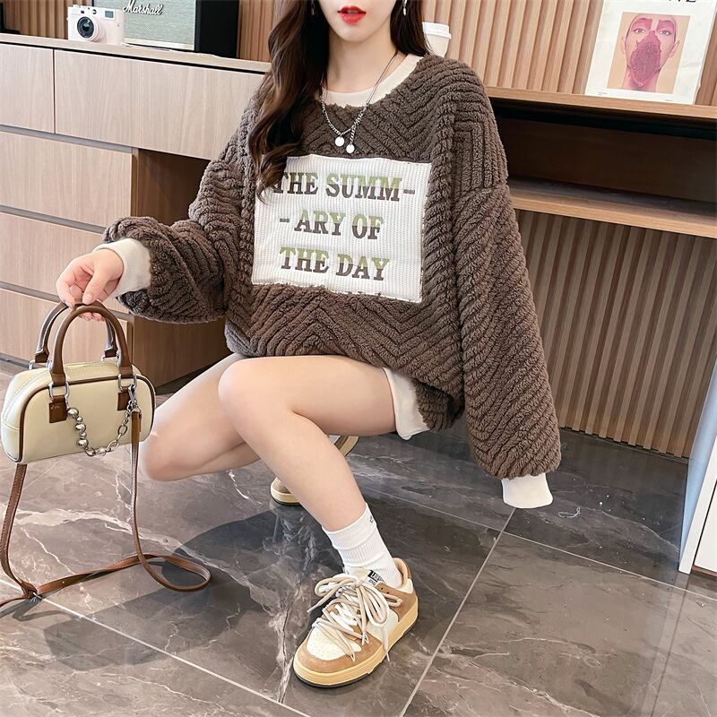 流行新作 美人度アップ 目を奪われる スタイルアップ カジュアル 2色選択 厚手のフリーススウェットシャツE-9822