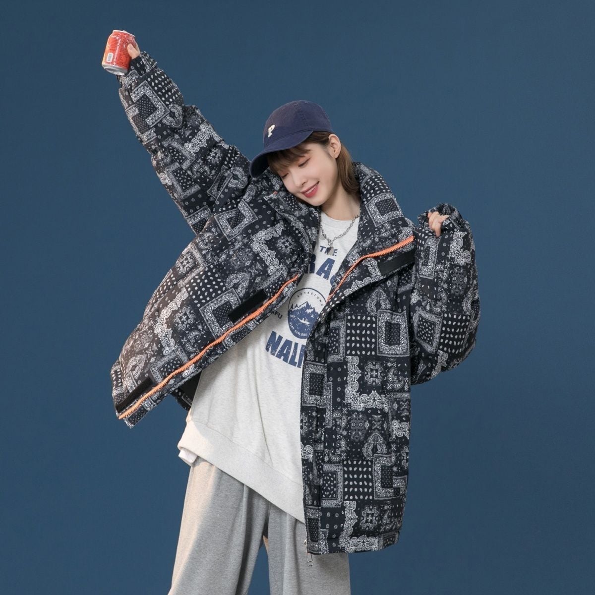 激安販売中 数量限定 冬服 ダウン  暖かい 撥水加工 男女兼用 3色展開 ダウンジャケットE-12621