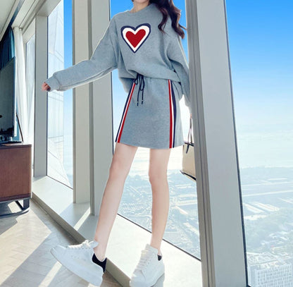 流行新作 カジュアル 目を奪われる トップスⅹミニスカートセットアップE-9156