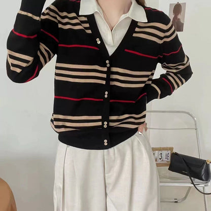 早い者勝ち 定番シンプル 好感度UP レイヤード風 ストライプ柄 2色選択 ニットトップスE-9575