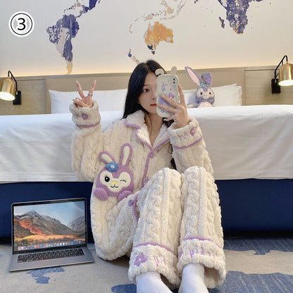 話題沸騰中 トレンドアイテム 存在感抜群 肌触り抜群 5種選択 サンゴフリース パジャマ E-9778