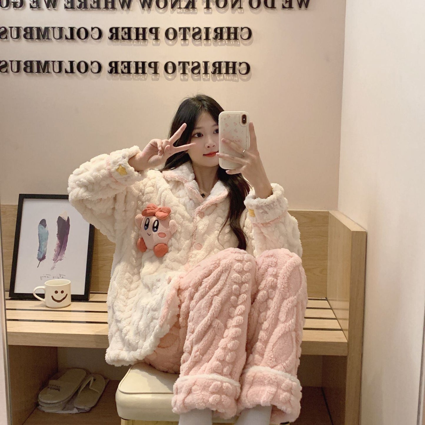 話題沸騰中 トレンドアイテム 存在感抜群 肌触り抜群 5種選択 サンゴフリース パジャマ E-9778