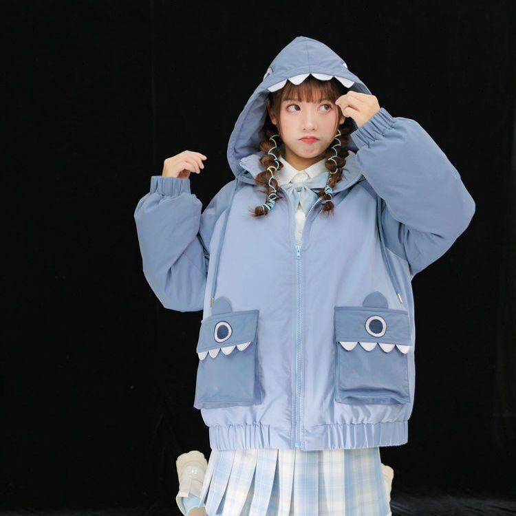 【半額！期間限定！！】大人可愛い スタイルアップ ファッション 2色選択 フード付きジッパーコート E-10037