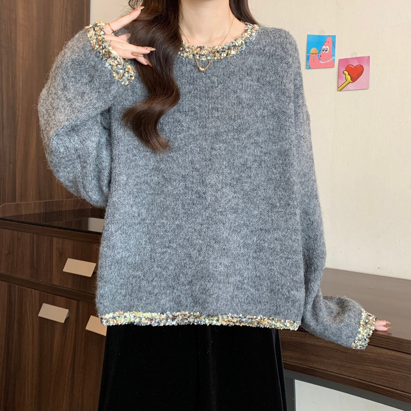 絶対欲しい 個性的なデザイン トレンドアイテム 2色選択 ニットセーター E-12190