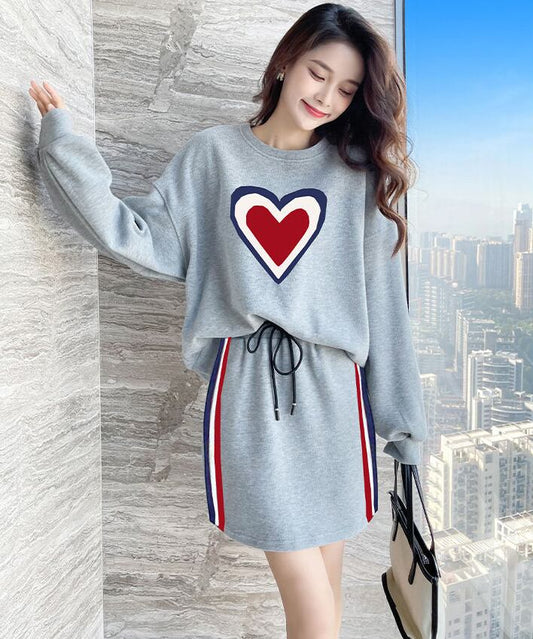 流行新作 カジュアル 目を奪われる トップスⅹミニスカートセットアップE-9156